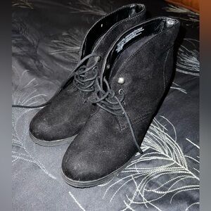 💕 Merona Womens 57147 Size 9.5 Black Textile Lace Up Ankle Boot 3" Wedge Booties